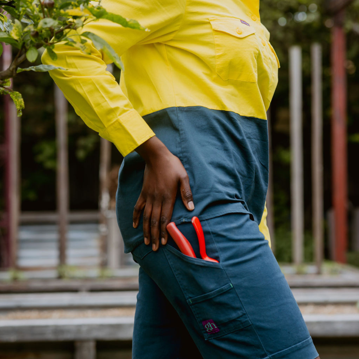 Green Hip Give Cargo Shorts Gardener Green - Image 6 of 6