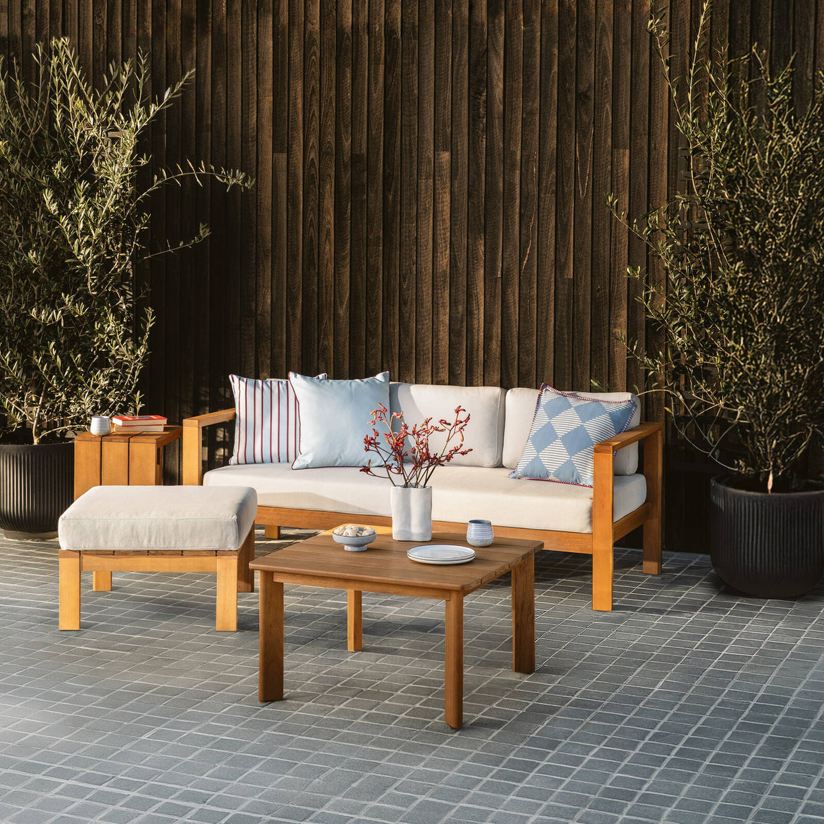 Mimosa Santo 3 Seater Timber Lounge with Cushion - Image 3 of 4