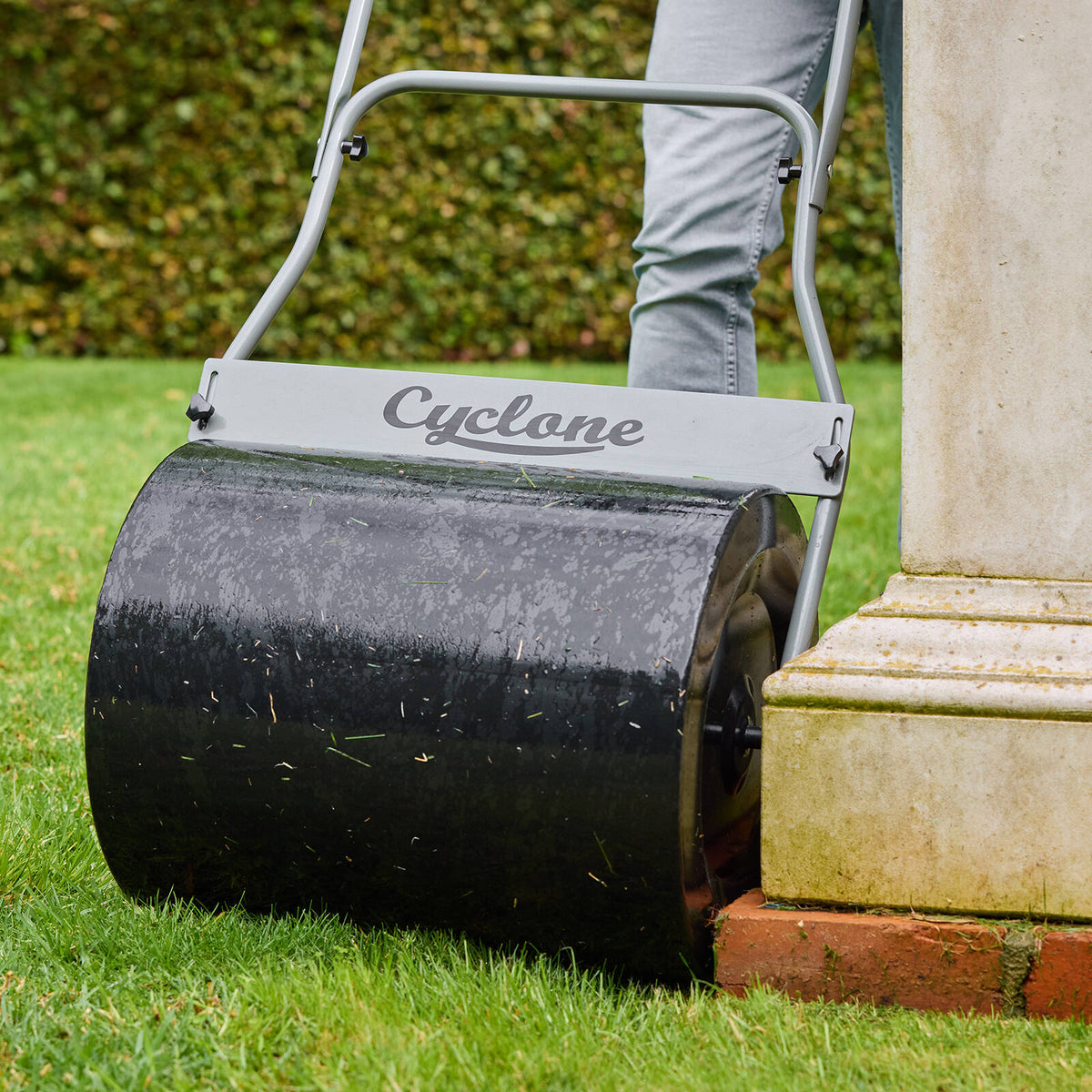 Cyclone 60L Steel Garden Roller - Image 10 of 11