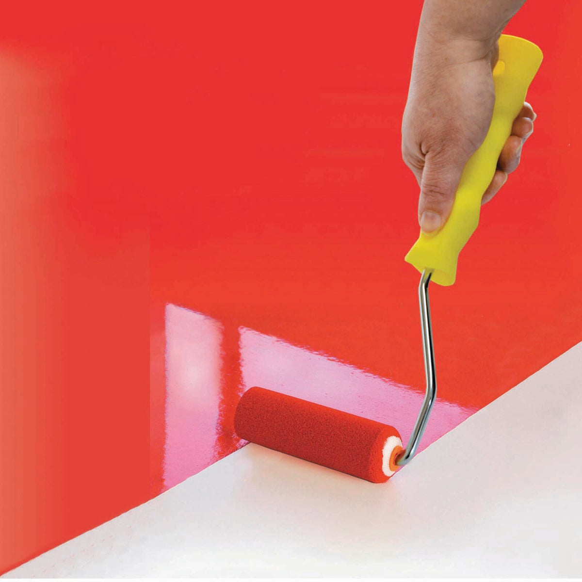UNi-PRO 100mm You Can Do It Gloss And Low Sheen Mini Roller Kit 9mm Nap - Image 4 of 4