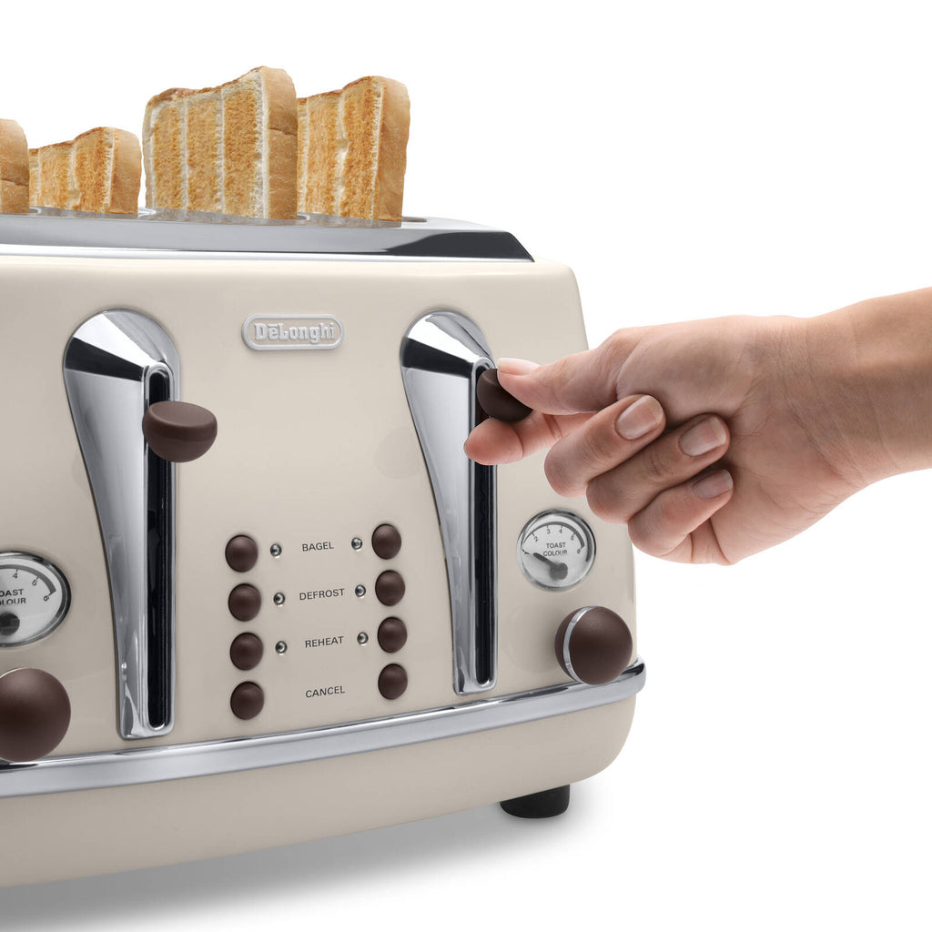 DeLonghi Beige Icona Vintage 4 Slice Toaster - Image 4 of 7