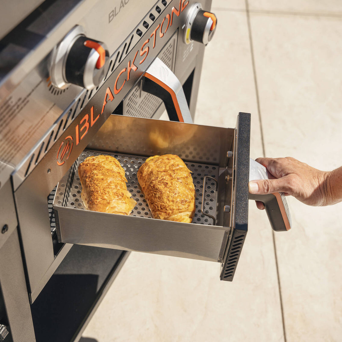 2 Box Blackstone 2 Burner 28" Griddle with Air Fryer and Cover - Image 4 of 7
