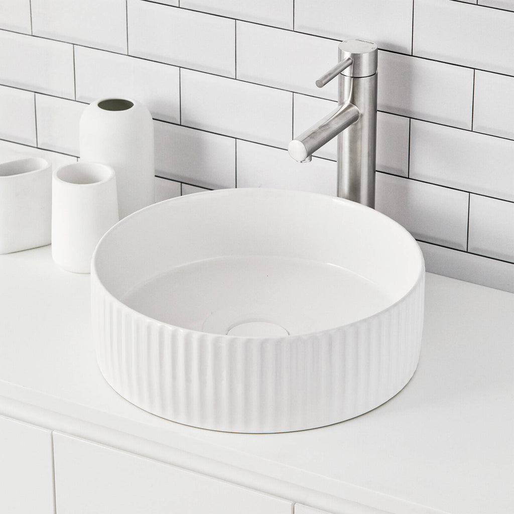 CIBO White Gloss Fluted Round Basin - Image 2 of 3